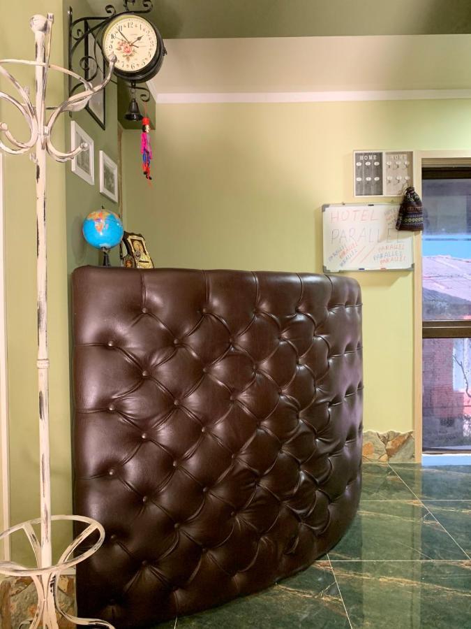 Art Hole Bed & Breakfast Kutaisi Bagian luar foto